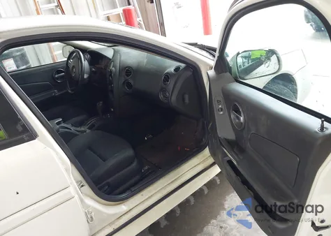 2006 Pontiac Grand Prix from USA, damaged, VIN 2G2WP552061103062